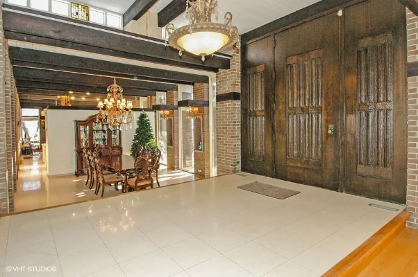 2016 listing photo 3 of 30