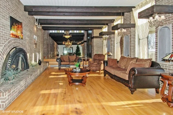 2016 listing photo 4 of 30