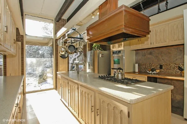 2016 listing photo 7 of 30